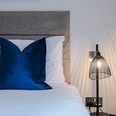 Host & Stay - The Waterfront Hideaway Ливърпул Екстериор снимка