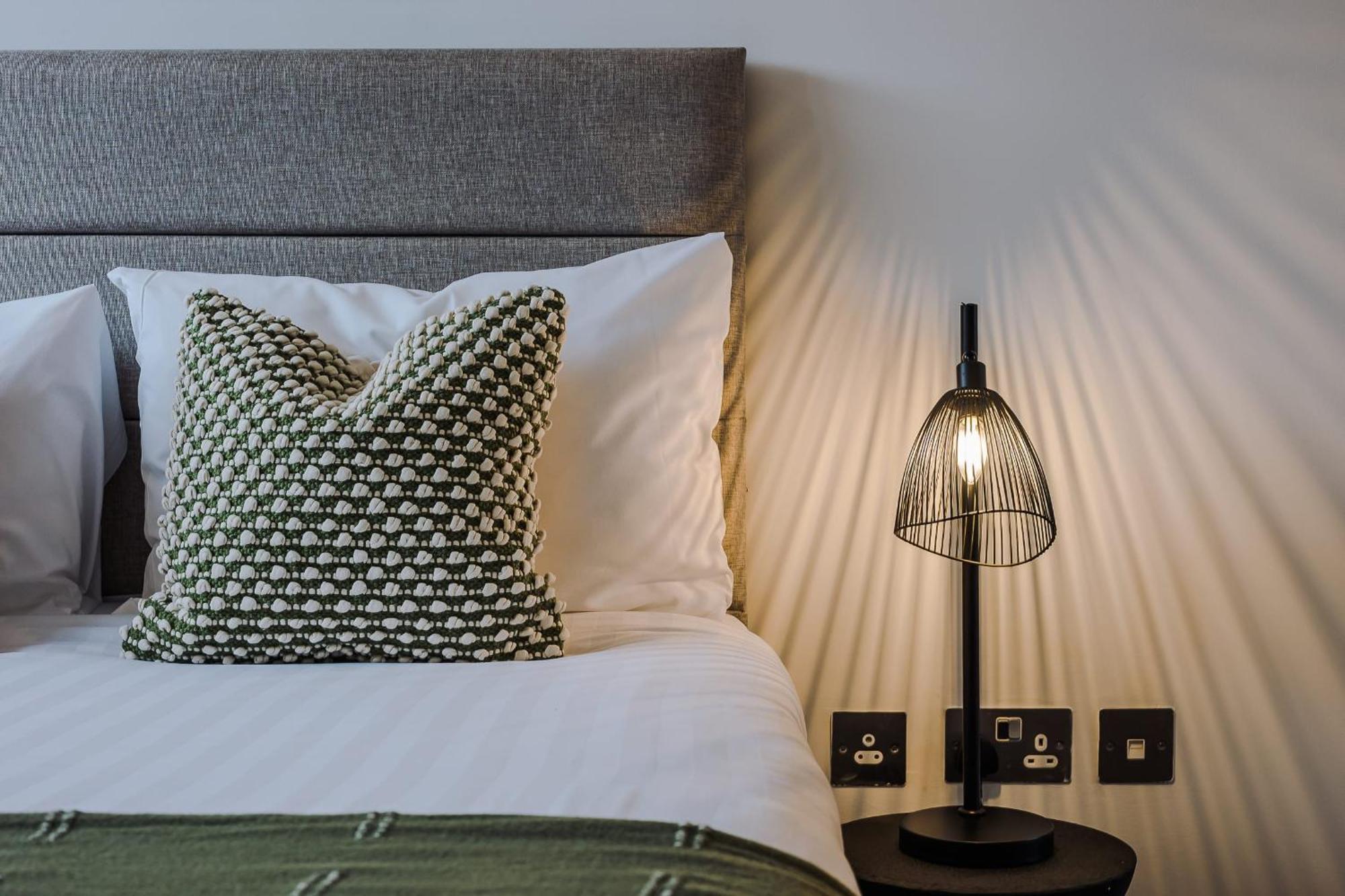 Host & Stay - The Waterfront Hideaway Ливърпул Екстериор снимка