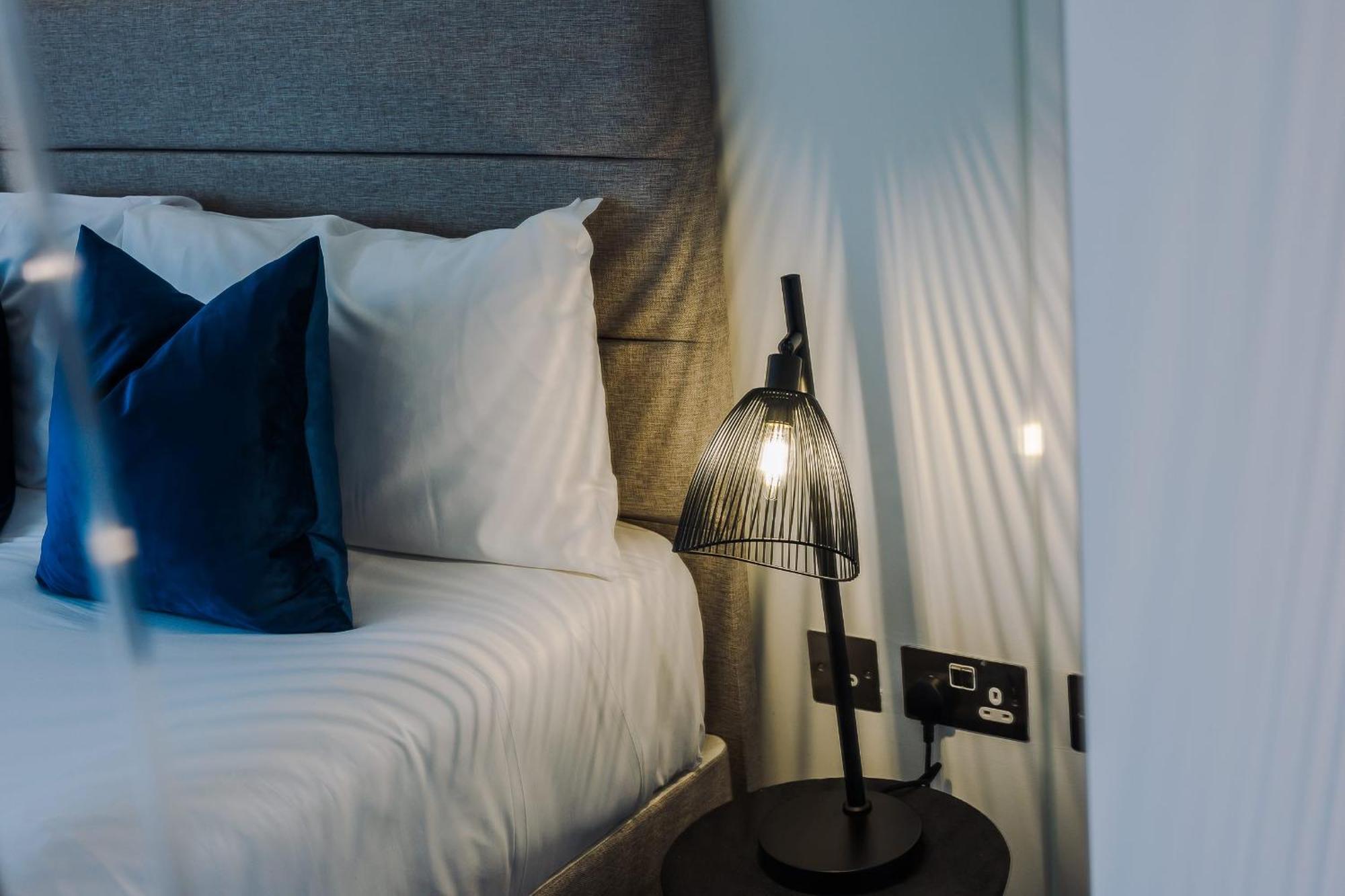 Host & Stay - The Waterfront Hideaway Ливърпул Екстериор снимка